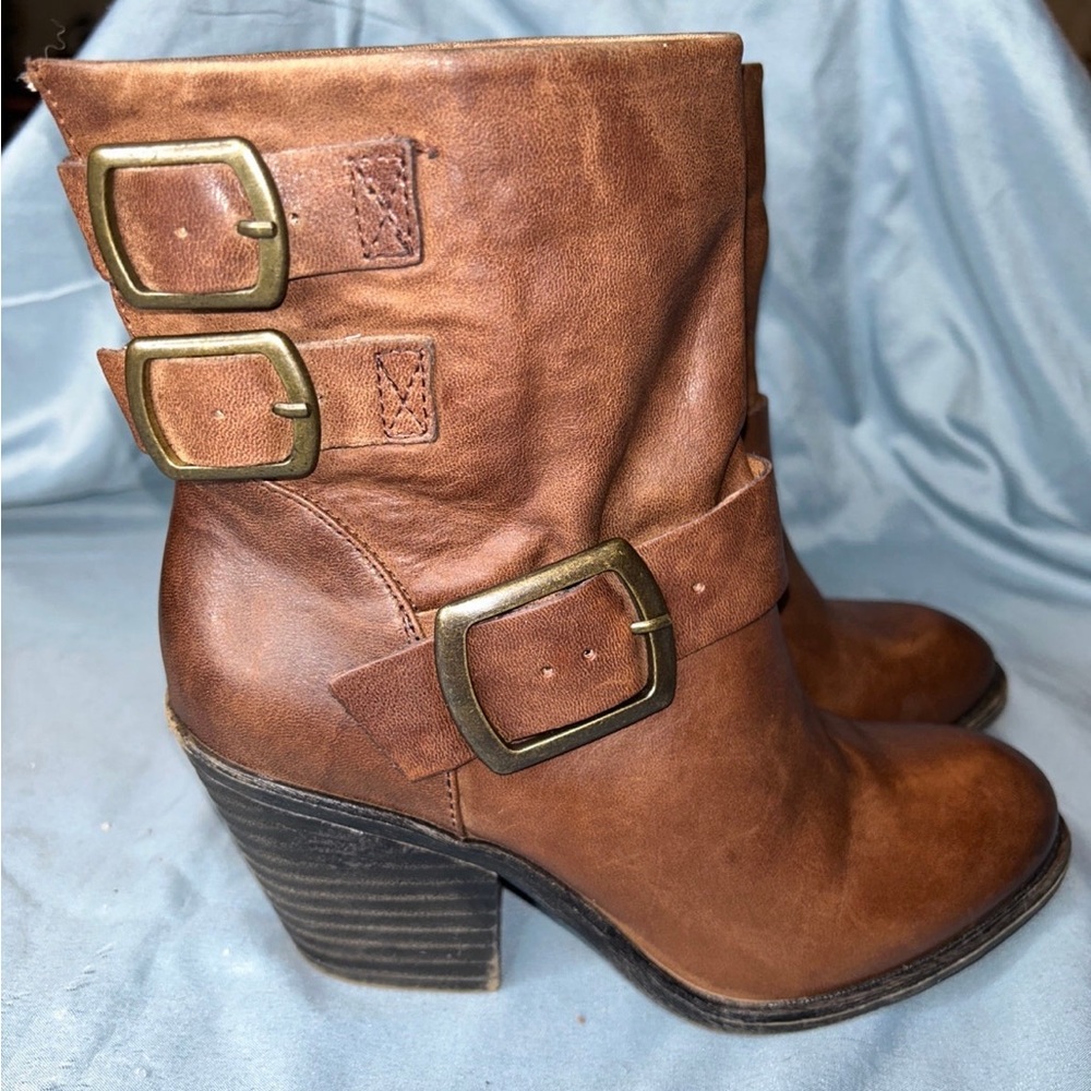 Lucky Brand Tommie Chestnut Booties Size 6.5